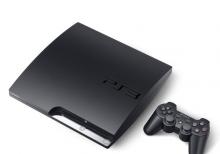 Playstation 3 (proşıvkalı) + 15 oyun və 2 pult