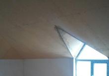 Sabuncu rayonu  E.Mehdiyev kuc. Koroqlu metrosuna 15 deq yoludu yerlesir.