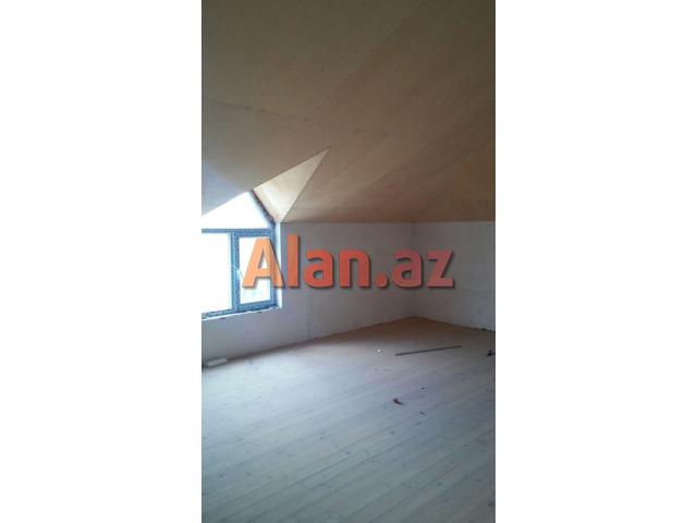 Sabuncu rayonu E.Mehdiyev kuc. Koroqlu metrosuna 15 deq yoludu yerlesir.