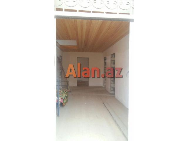 Sabuncu rayonu E.Mehdiyev kuc. Koroqlu metrosuna 15 deq yoludu yerlesir.