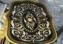 Qızılı 2 rengde şirniyyat yaxud tort qabi.