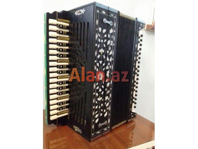 Zakaz qarmon satilir