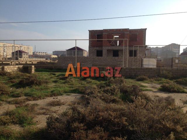 Hövsan qəsəbəsində 4.08 sot. Torpaq sahəsi satılır.