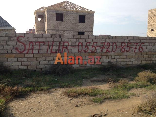 Hövsan qəsəbəsində 4.08 sot. Torpaq sahəsi satılır.