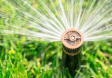 Yağış yağdırma üsulu ilə suvarma avadanlıqları