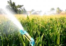 Yağış yağdırma üsulu ilə suvarma avadanlıqları