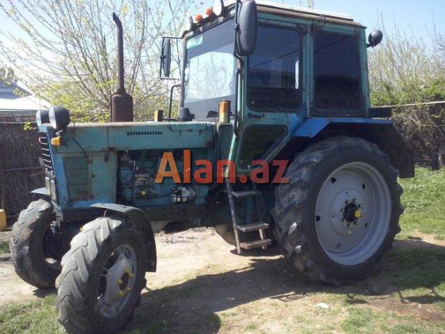 traktor MTZ 82