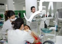 Stomatoloji klinikaya qadın hekim yanına asissent teleb olunur