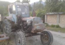 Traktor T28