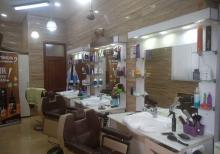 Salona usta komekcisi teleb olunur