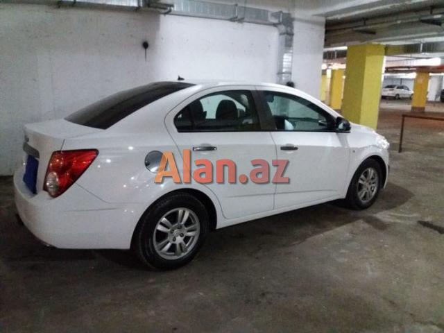 Chevrolet Aveo 2012