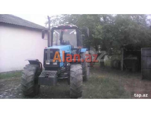traktor 1221.2