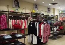 Genclik Mall, 28 Mall, Park Bulvar, Metro parkda yerlesen geyim magazasina satici axtarilir