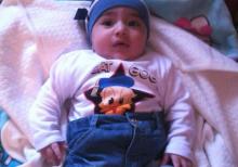 Qocaya xesteye ve usaga baxiram