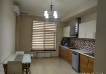 Yasamal rayonu, “ Statistika komitəsi ilə ” uzbəuz Azercell ustundə 175kv.m. mənzil