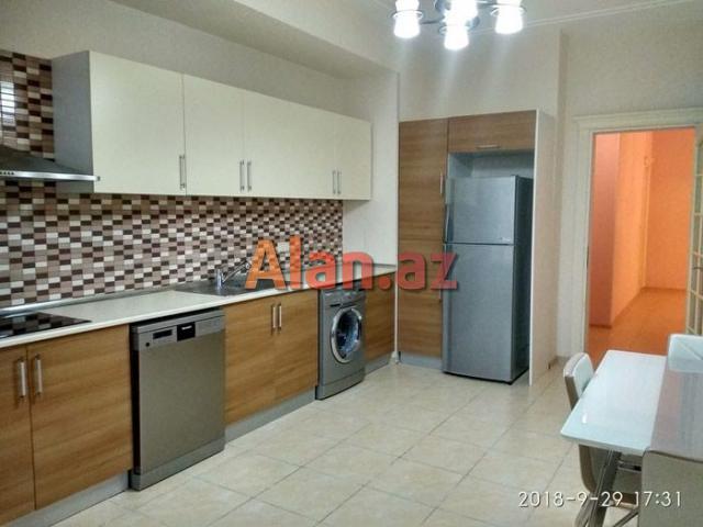 Yasamal rayonu, “ Statistika komitəsi ilə ” uzbəuz Azercell ustundə 175kv.m. mənzil