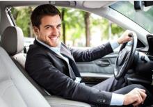 Klinikada rehberliye şəxsi surucu teleb olunur