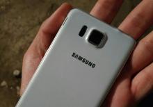 Samsung galaxy Alpha 32 yadaş 3 ram
