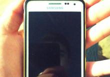 Samsung galaxy Alpha 32 yadaş 3 ram