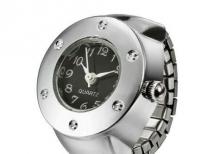 Barmağa taxılan üzük formalı saat