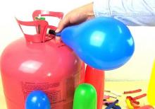 Helium balonlarının satışı