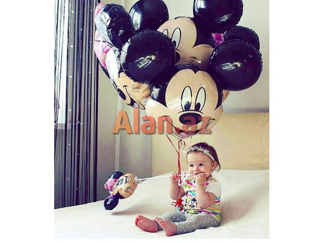 Helium balonlarının satışı