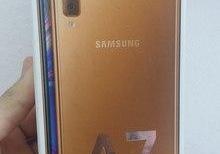 Samsung Galaxy A7 Gold