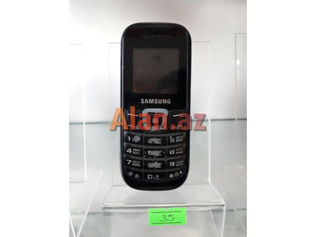 Sadə Samsung Telefonu