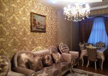 YENI YASAMAL “BAZAR STORE” marketin üstü 80 м² 2 otaqlı SUPER təmirli mənzil satilir.