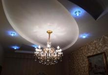 YENI YASAMAL “BAZAR STORE” marketin üstü 80 м² 2 otaqlı SUPER təmirli mənzil satilir.