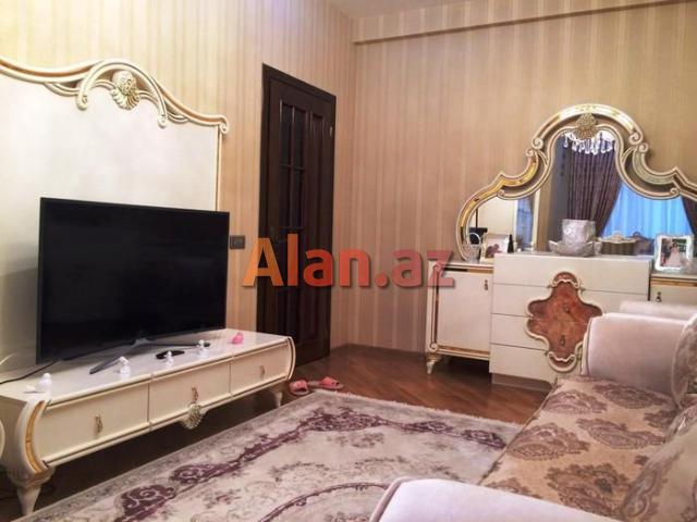 YENI YASAMAL “BAZAR STORE” marketin üstü 80 м² 2 otaqlı SUPER təmirli mənzil satilir.