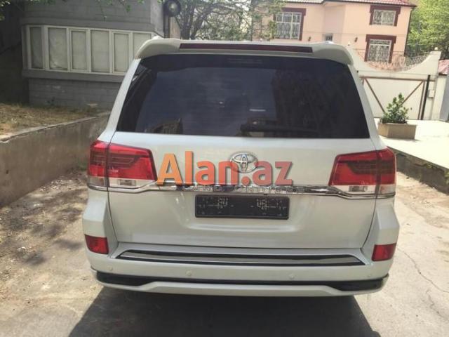 Toyota Land Cruiser 2013