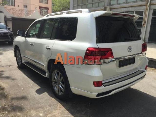 Toyota Land Cruiser 2013