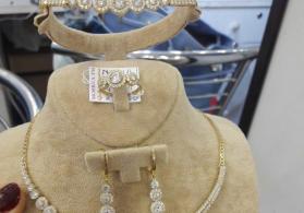 999 əyyar qizil neçəyədir azərbaycanda. 555 Qizil. AG qizil. Qizil destleri 2022 комплект. 585 Qizil.