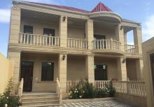 Tecili 2 mertebeli villa satilir