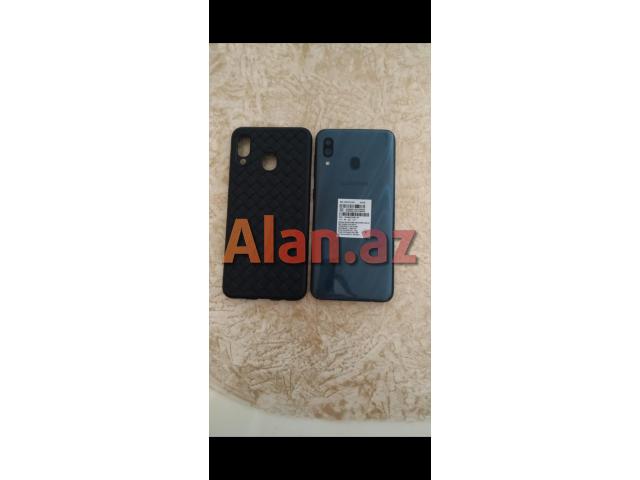 Samsung galaxy a30