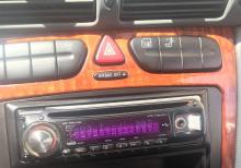 Kenwood KDC-W5041U USB AUX