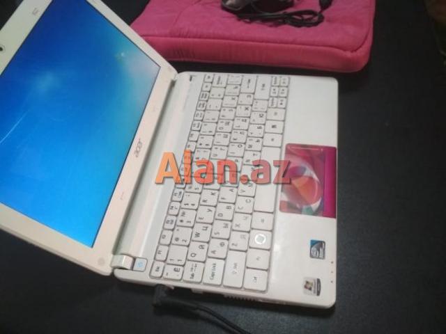 Acer White Pro:Intel Atom Hdd:250 Ram:2gb Screen:10.1 Os:7