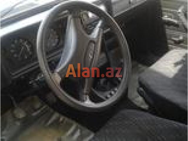LADA (VAZ)2107 satilir
