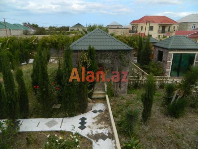 Savalanda 12 sotun icinde alti qaraj ustde 2 otaq 120м² həyət evi