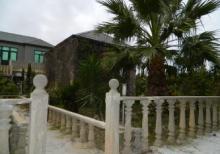 Savalanda 12 sotun icinde alti qaraj ustde 2 otaq 120м² həyət evi