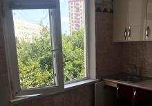 4cu mikrorayon Qerenfil usaq bagcasinin yani.