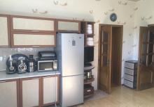 Bineqedi ray. Zengezur restorani yani.