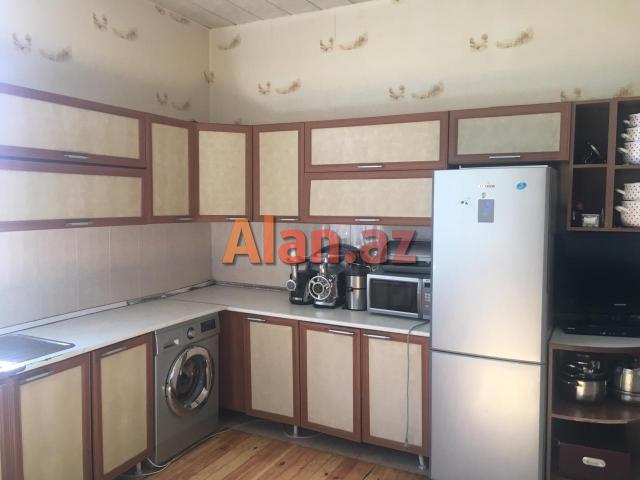 Bineqedi ray. Zengezur restorani yani.