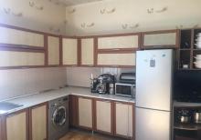 Bineqedi ray. Zengezur restorani yani.