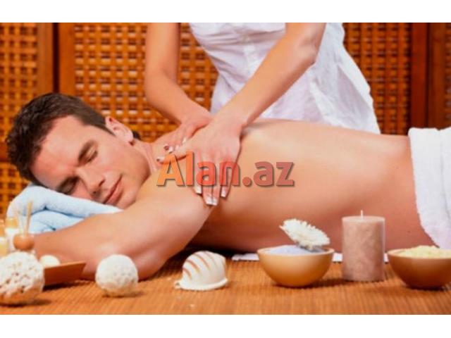 Ev seraitinde yalniz beylere massaj xidmeti