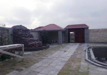 Buzovnada həyət evi