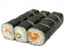 Nizami erasizinde yerlesen sushi restoranina SUSHI USTASI TELEB OLUNUR
