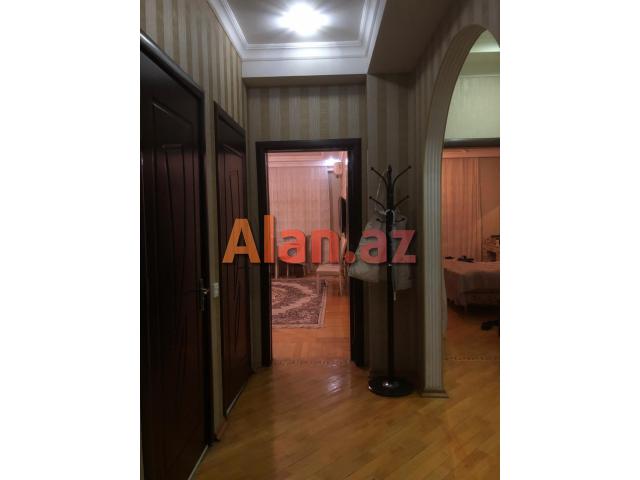 Nerimanov metrosu Tebriz kucesi