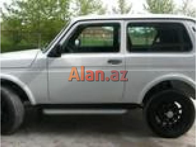 LADA (VAZ)Niva satilir